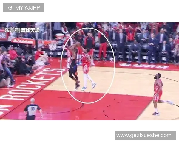 麦克斯维尔称赞SGA表现出色文班紧逼让他上场时间增加 麦克斯维尔称赞SGA表现出色文班紧逼让他上场时间增加